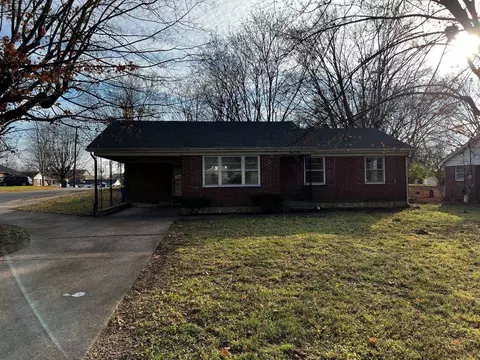 1700 Kenton St, Bowling Green, KY 42101
