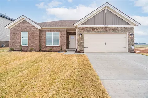 10061 Creamery Ln, Bowling Green, KY 42101