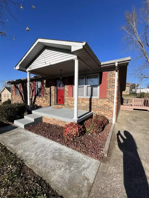 308 Nylas Ave, Morgantown, KY 42261