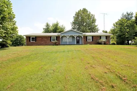 299 Poynters Ln, Cave City, KY 42127