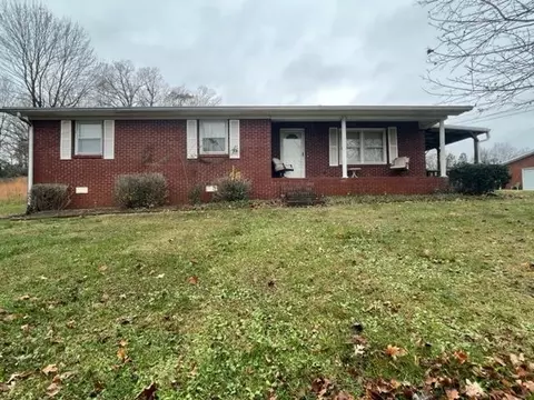 330 Reynolds Dr, Beechmont, KY 42323