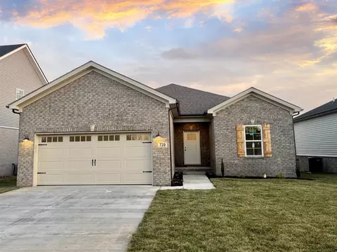 739 Mcintyre St, Bowling Green, KY 42101