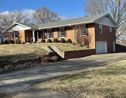 115 Brank St, Greenville, KY 42345