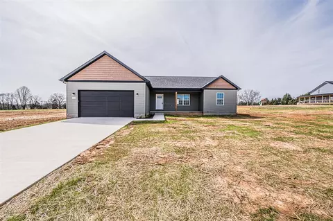 379 Meeks Rd, Oakland, KY 42159