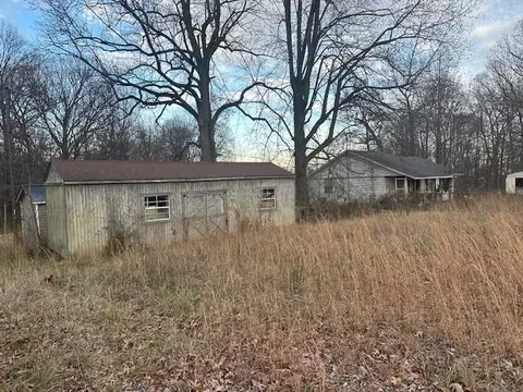 3566 Dripping Springs Rd, Glasgow, KY 42141