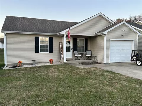 142 Pirates Cove Ln, Bowling Green, KY 42103