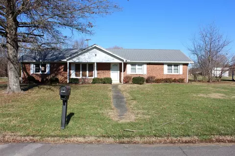 124 Countryside Dr, Horse Cave, KY 42749