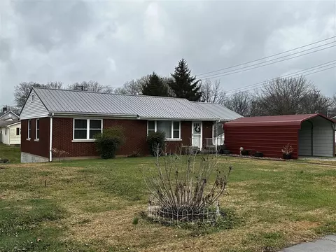 902 Old Bardstown Rd, Cave City, KY 42127
