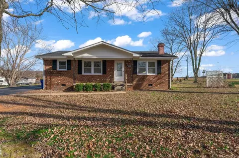 1004 Witt Rd, Bowling Green, KY 42101