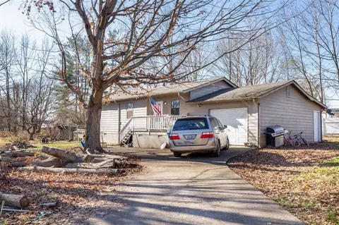 135 Floral Ave, Smiths Grove, KY 42171