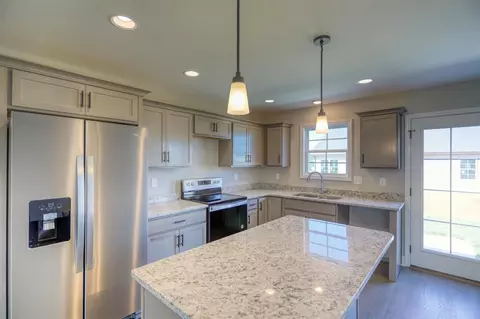 713 Alexander Way, Franklin, KY 42134