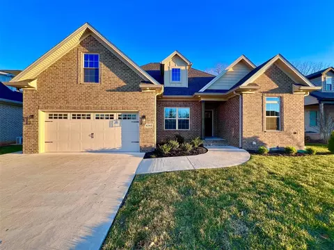 4245 Legacy Pointe St, Bowling Green, KY 42104