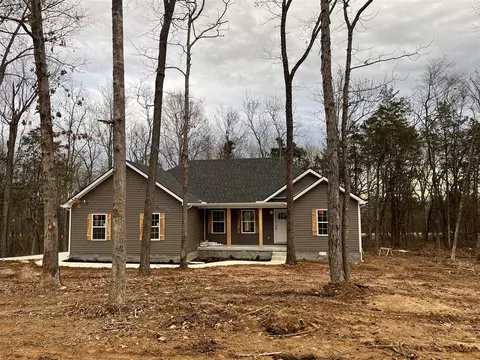 107 Woodhurst Ln, Russellville, KY 42276