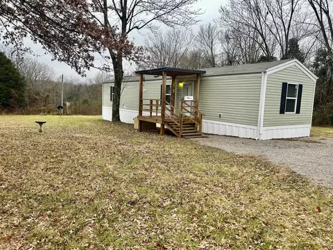 2779 Bill Dedmon Rd, Bowling Green, KY 42101