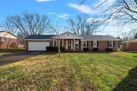 2422 Tam O Shanter Ct, Bowling Green, KY 42104