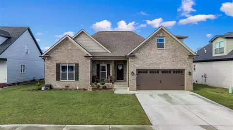 556 Kempton Ln, Bowling Green, KY 42104