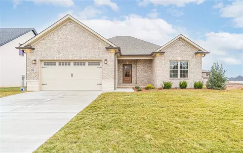 324 Olympia Ct, Bowling Green, KY 42103