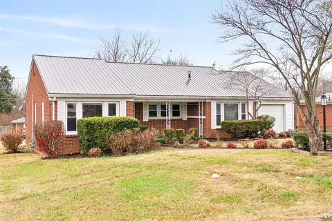 924 Brookhaven Dr, Russellville, KY 42276