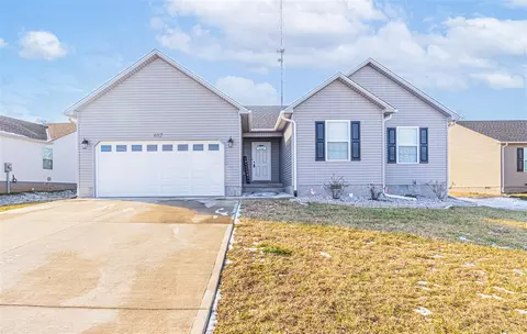 687 Northridge Dr, Bowling Green, KY 42101