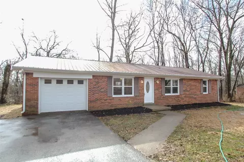 3127 Detour Rd, Bowling Green, KY 42101