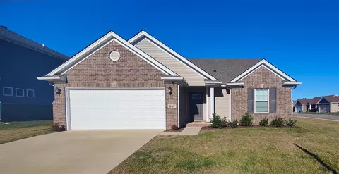857 Loebner Ave, Bowling Green, KY 42104
