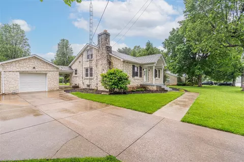609 Meadowlawn Ave, Bowling Green, KY 42103
