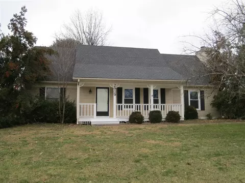 2919 Cheyenne Dr, Bowling Green, KY 42104