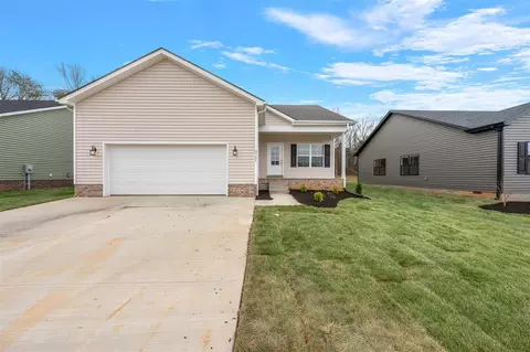 2751 Cedrus Ave, Bowling Green, KY 42101