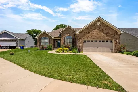 5512 Aquifer Ct, Bowling Green, KY 42101