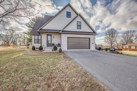 205 Dew Drop Dr, Franklin, KY 42134