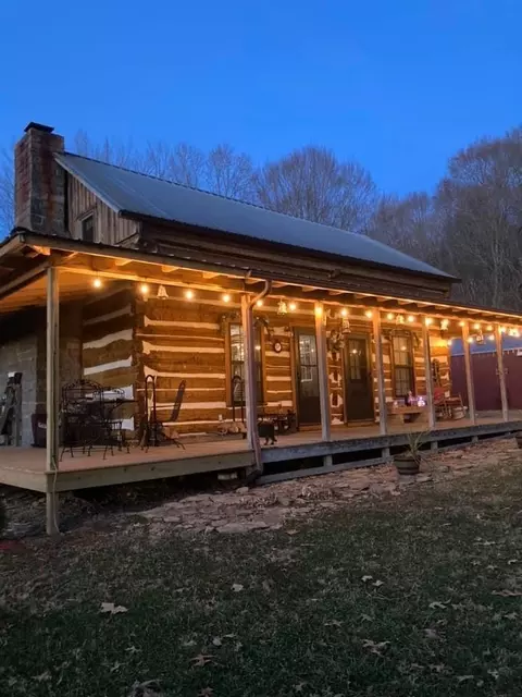 1034 Subtle Rd, Edmonton, KY 42129