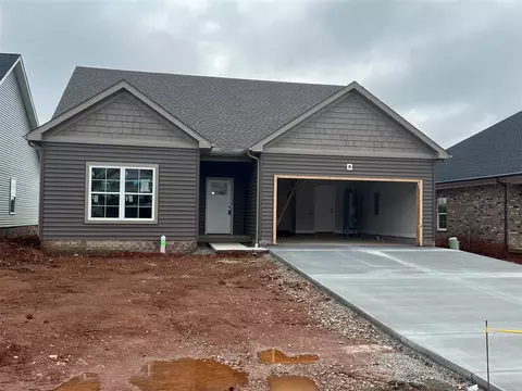 853 Mcintyre St, Bowling Green, KY 42101