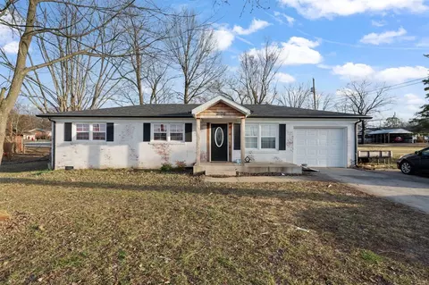 2106 Creason St, Bowling Green, KY 42101