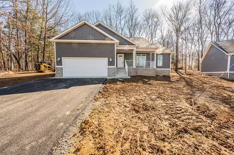 63 Vance Dr, Scottsville, KY 42164