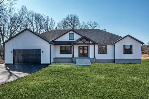 3003 Duncan Chapel Rd, Auburn, KY 42206