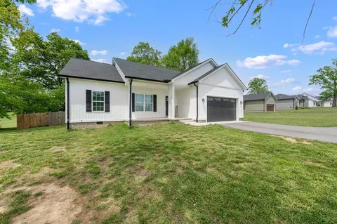 990 Allen Springs Rd, Alvaton, KY 42122