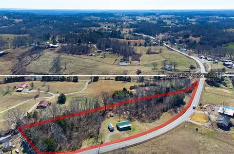 8471 Celina Rd, Tompkinsville, KY 42167