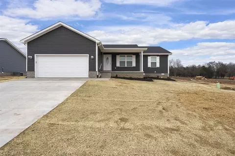 459 Deluth Dr, Bowling Green, KY 42101