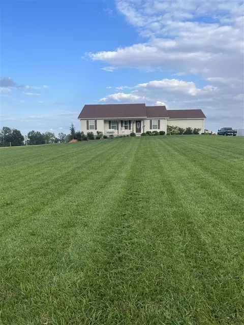 1548 Herchel Lucas Rd, Bowling Green, KY 42101