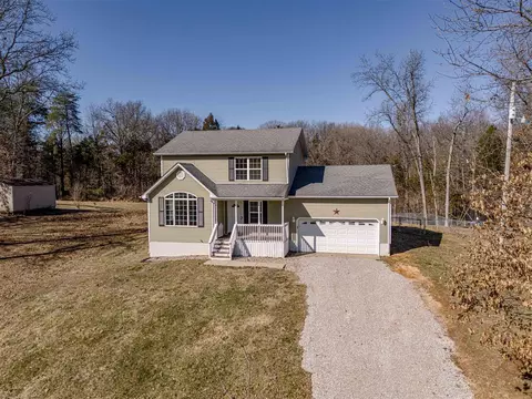175 Ritchie Dr, Brandenburg, KY 40108