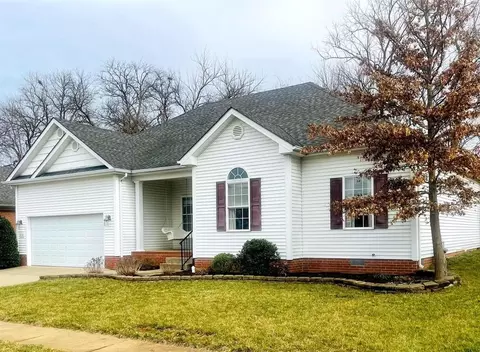 2716 Pointe Ct, Bowling Green, KY 42104