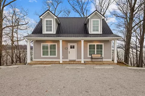 1860 Baileys Point Rd, Scottsville, KY 42164
