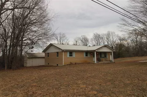 35 Orville Carroll Rd, Mammoth Cave, KY 42259