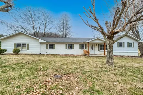 141 C Dodson Ln, Russellville, KY 42276