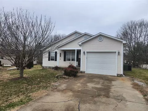 1313 Dell Way, Bowling Green, KY 42101