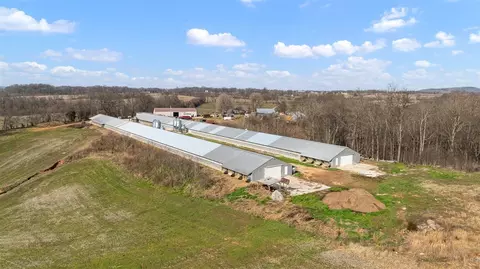 850 R H Martin Rd, Smiths Grove, KY 42171