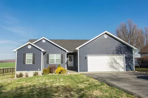 104 Pembroke Ln, Russellville, KY 42276