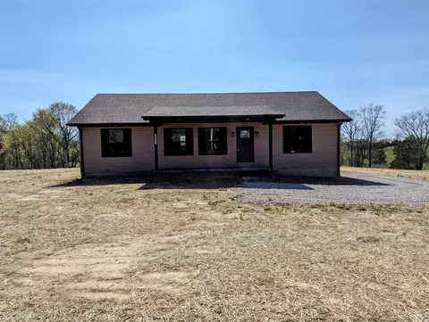 9351 Brownsville Rd, Smiths Grove, KY 42171
