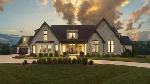 1263 Overlook Ln, Bowling Green, KY 42103