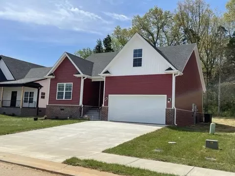 2727 Cedrus Ave, Bowling Green, KY 42101